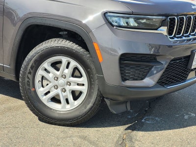 2024 Jeep GRAND CHEROKEE LAREDO