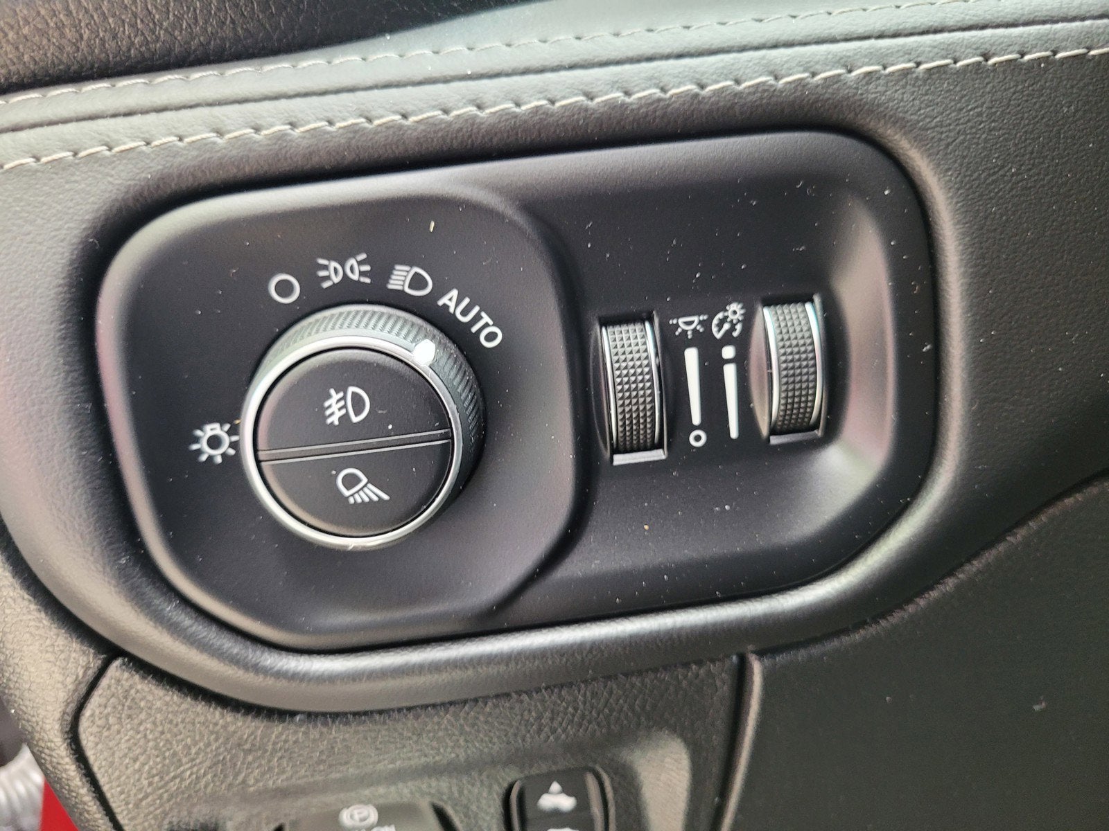 2023 RAM 1500 LIMITED