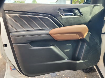 2024 GMC CANYON 4WD AT4