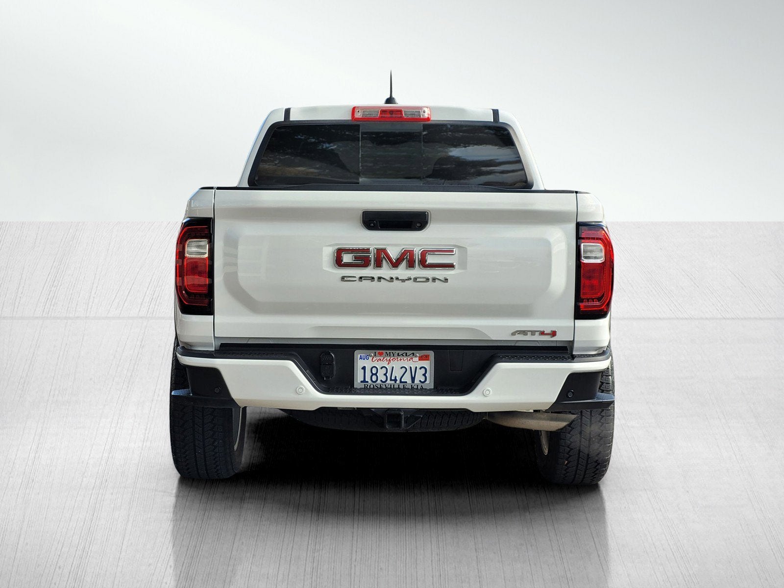 2024 GMC CANYON 4WD AT4