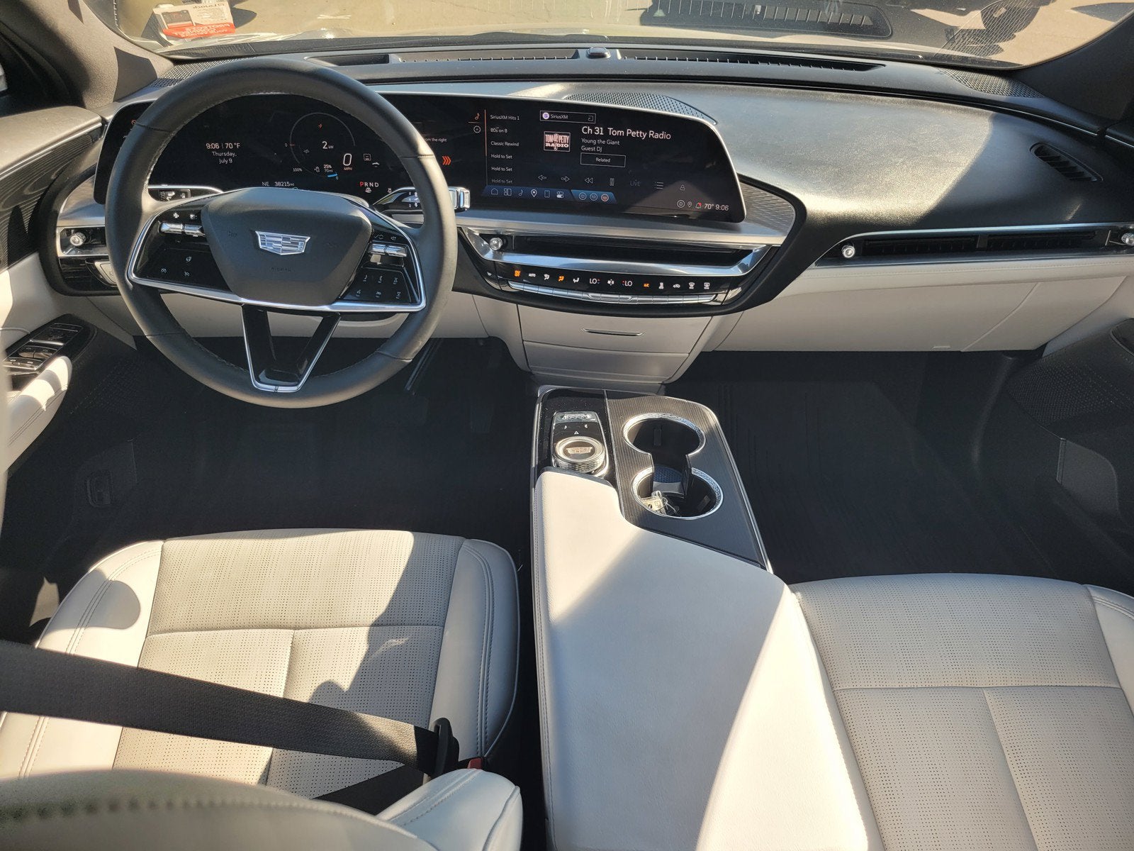 2024 Cadillac LYRIQ LUXURY