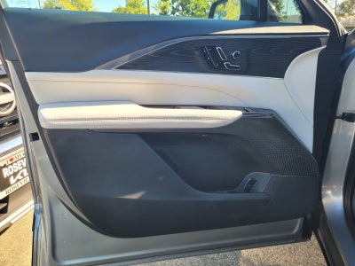 2024 Cadillac LYRIQ LUXURY