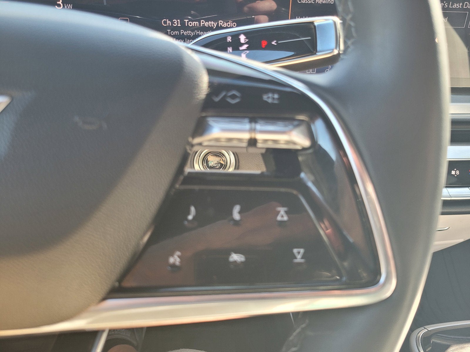 2024 Cadillac LYRIQ LUXURY