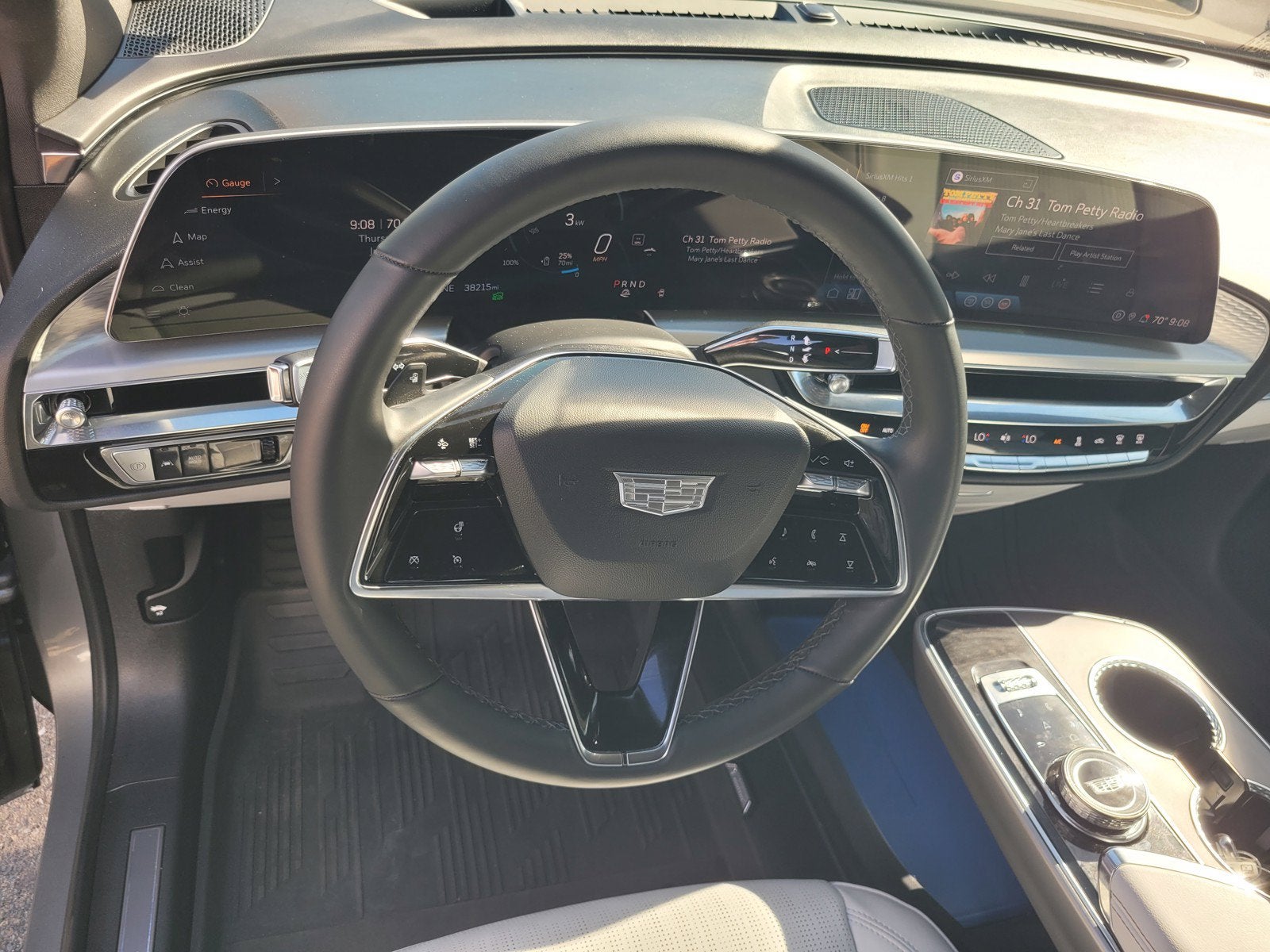 2024 Cadillac LYRIQ LUXURY