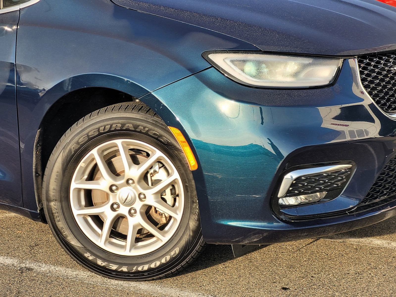 2024 Chrysler PACIFICA TOURING L