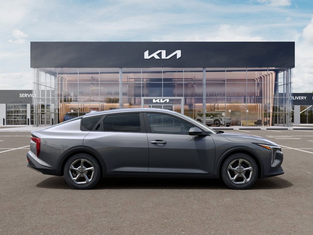 2026 Kia K4 Base