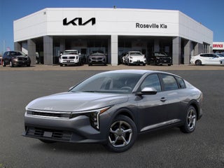 2026 Kia K4 Base