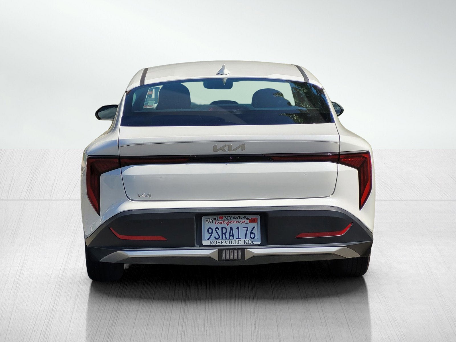 2025 Kia K4 LX
