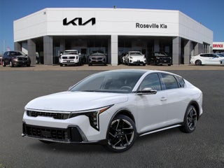 2026 Kia K4 GT-LINE