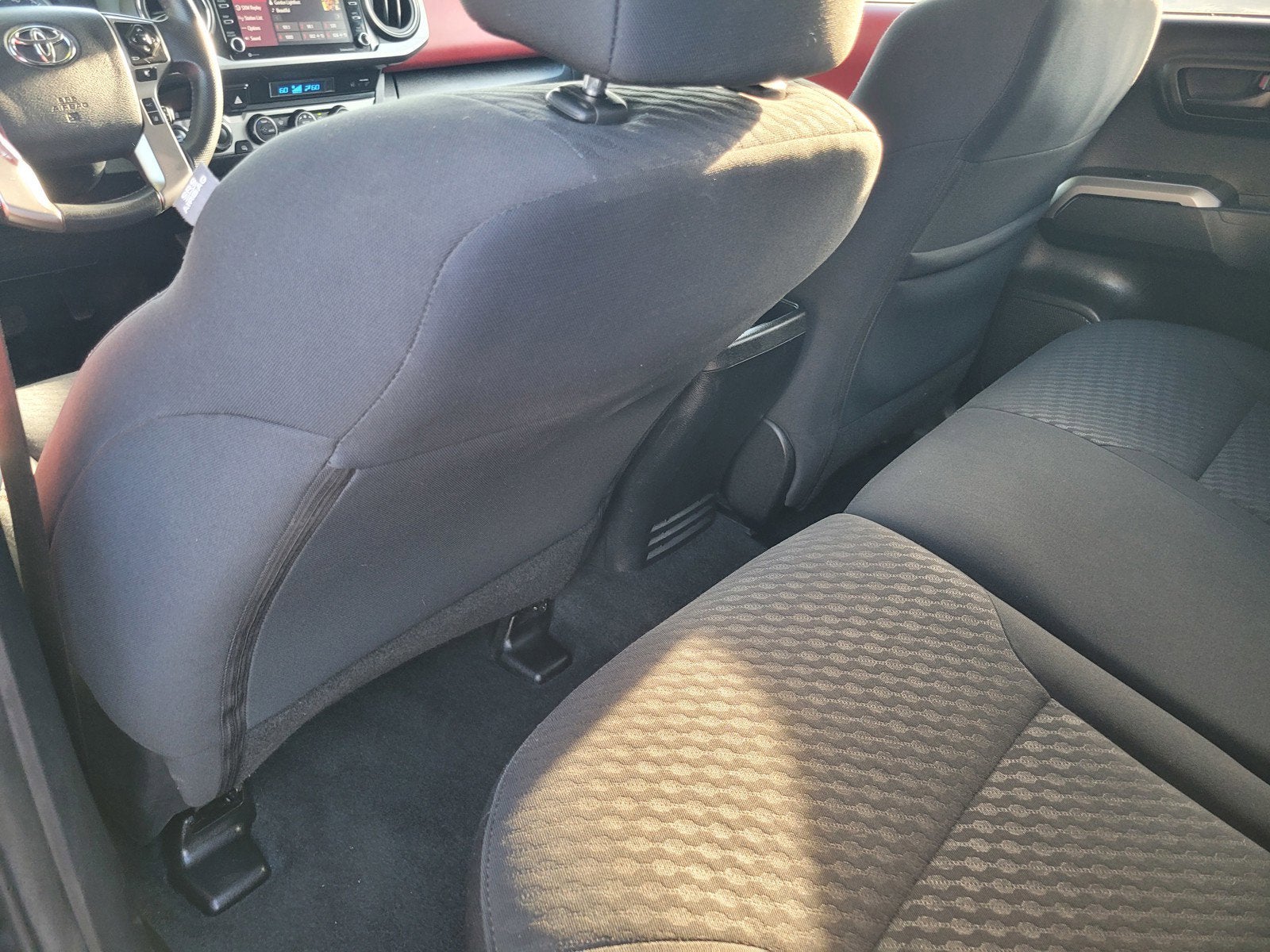 2023 Toyota TACOMA 4WD SR5