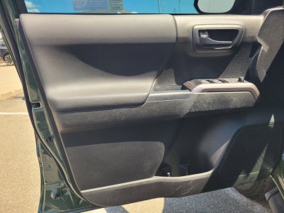 2021 Toyota TACOMA 4WD SR5