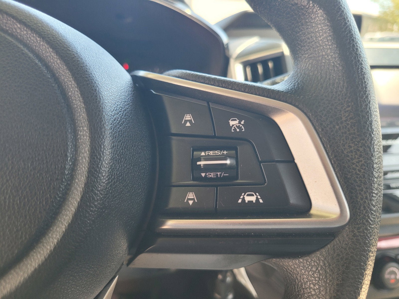 2023 Subaru IMPREZA BASE