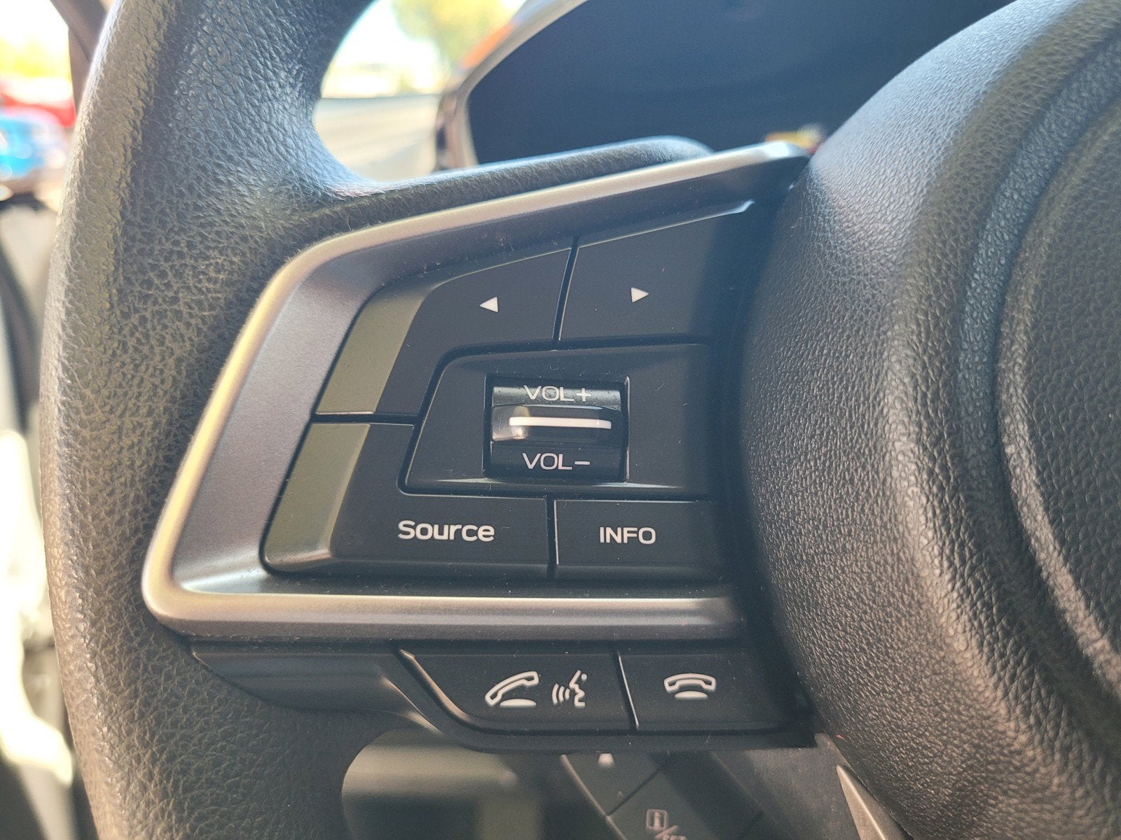 2023 Subaru IMPREZA BASE