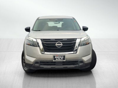 2023 Nissan PATHFINDER S