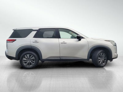 2023 Nissan PATHFINDER S