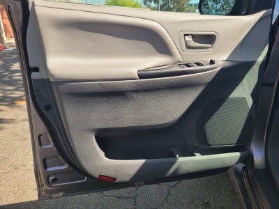 2020 Toyota SIENNA L
