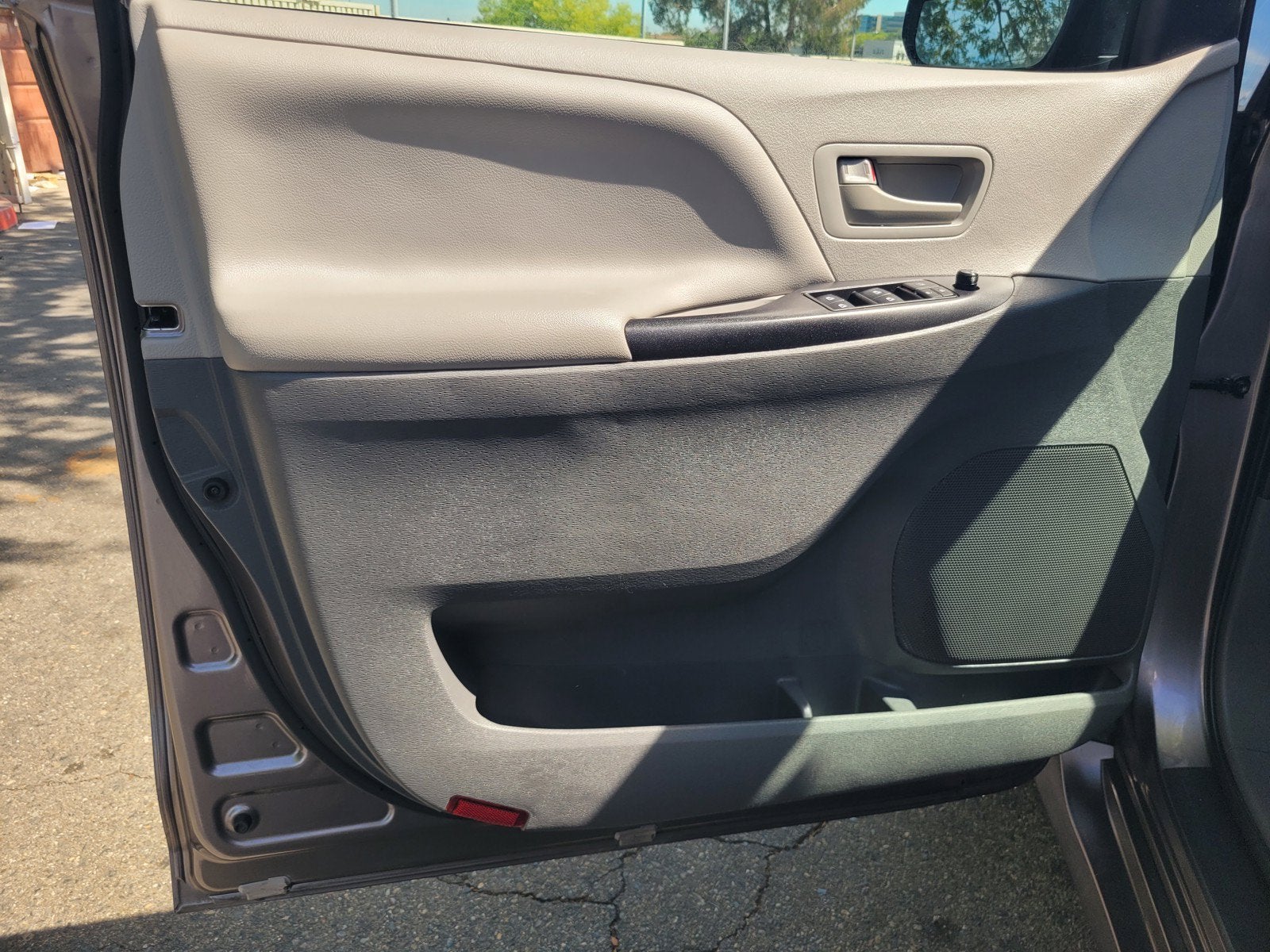 2020 Toyota SIENNA L