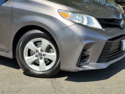 2020 Toyota SIENNA L