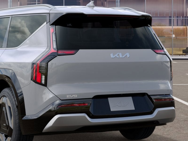 2026 Kia EV9 LAND