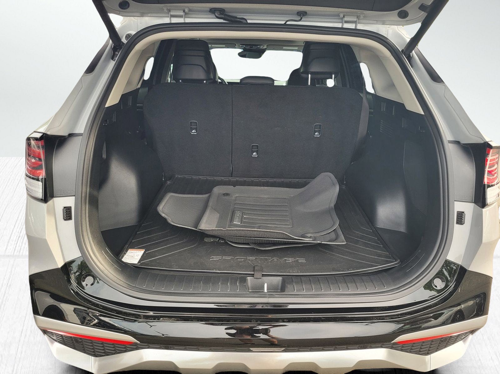 2025 Kia SPORTAGE SX-PRESTIGE