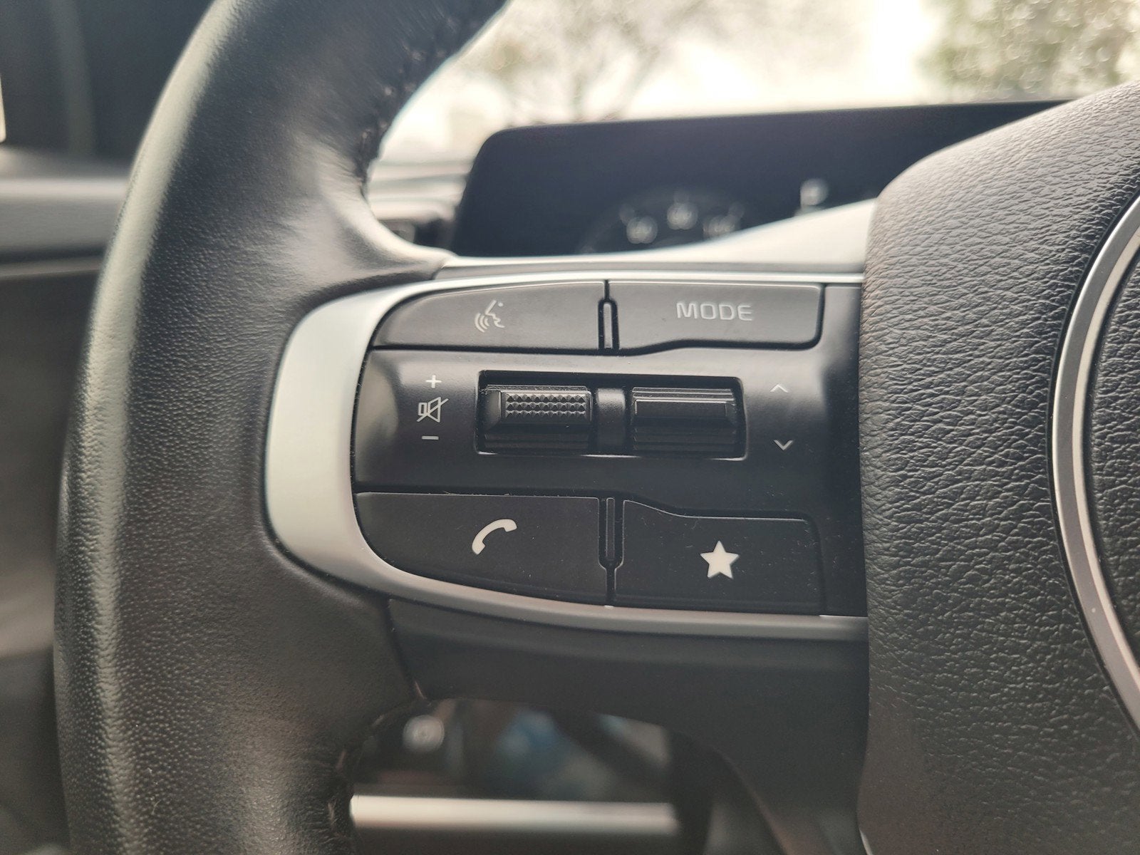 2024 Kia SPORTAGE X-PRO PRESTIGE