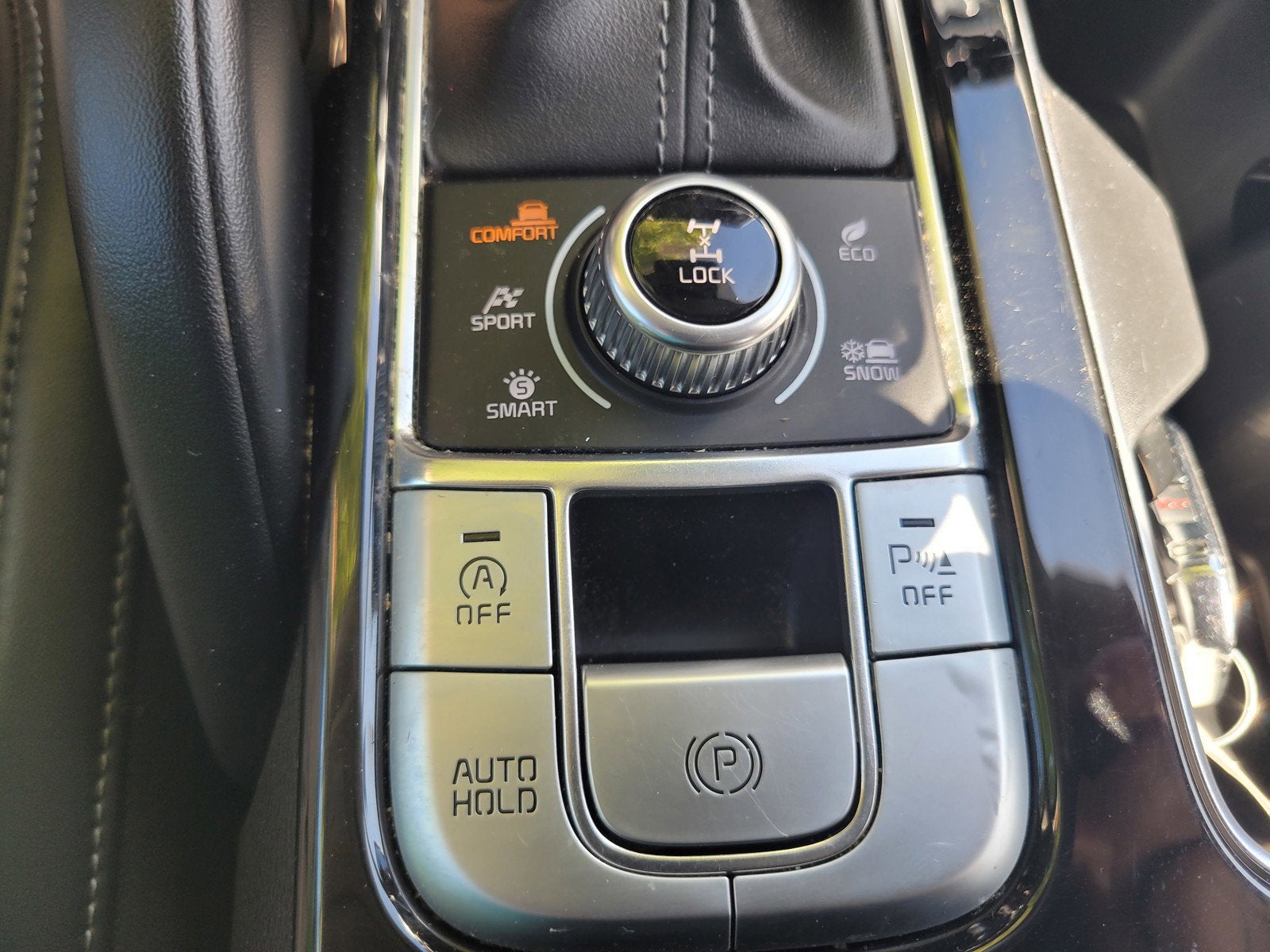 2022 Kia TELLURIDE LX