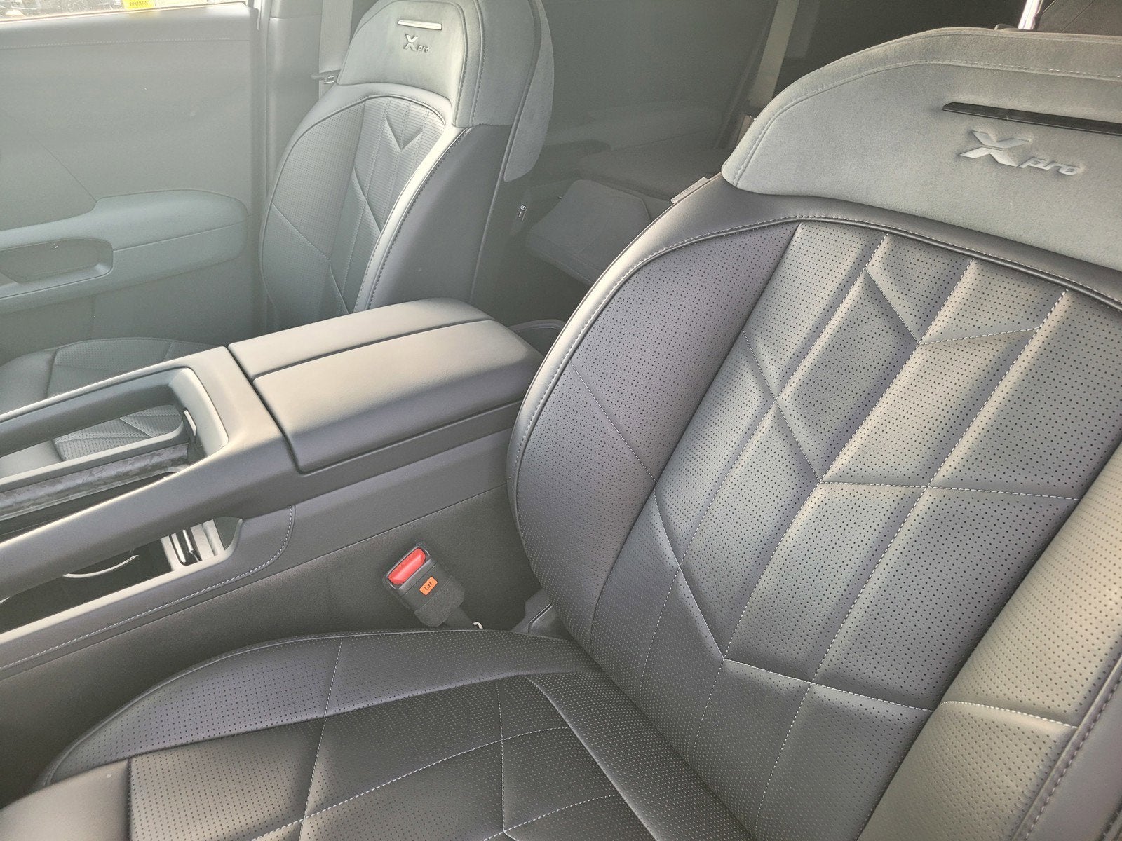 2027 Kia TELLURIDE X-PRO SX-PRESTIGE