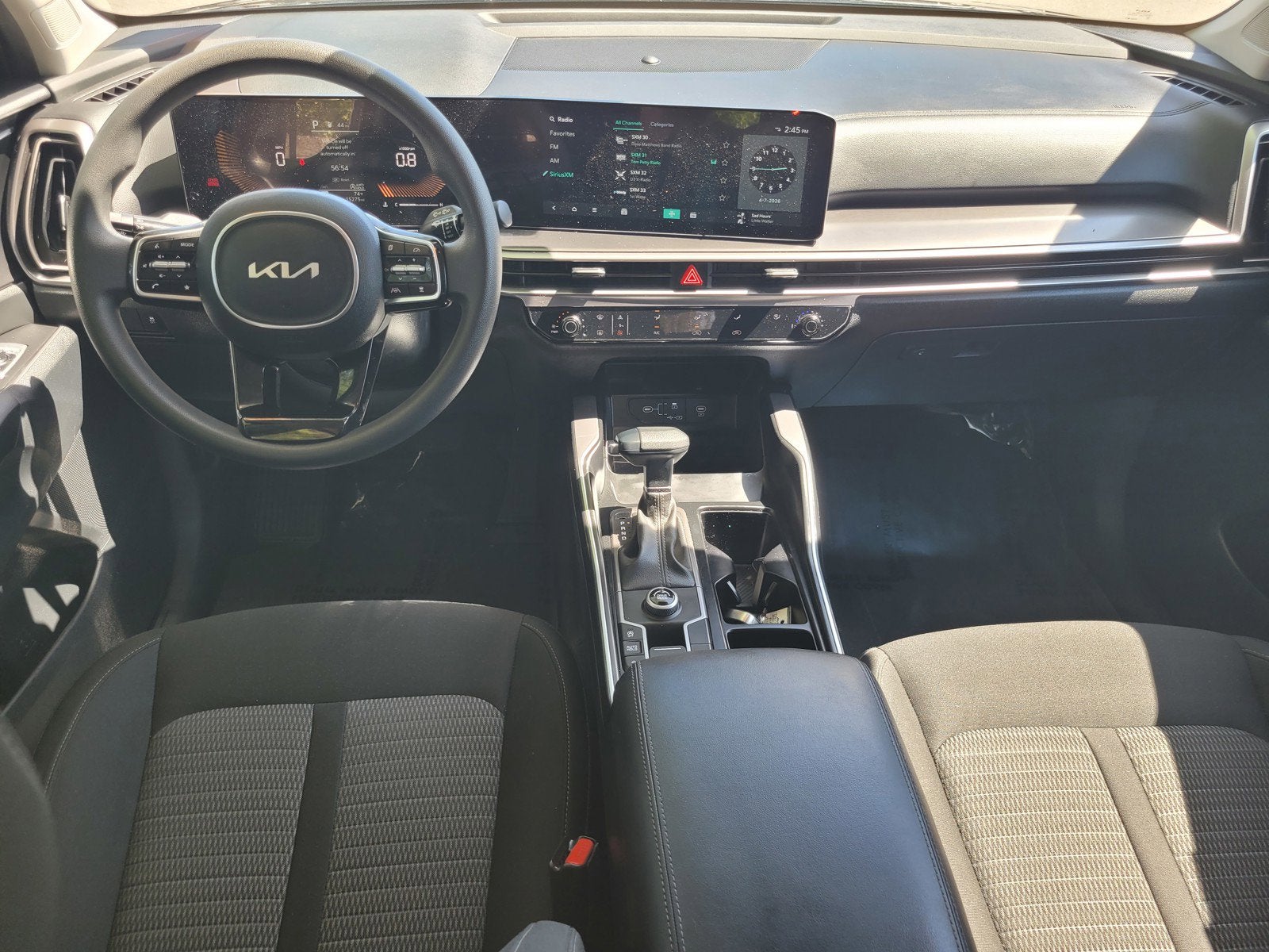 2025 Kia SORENTO LX