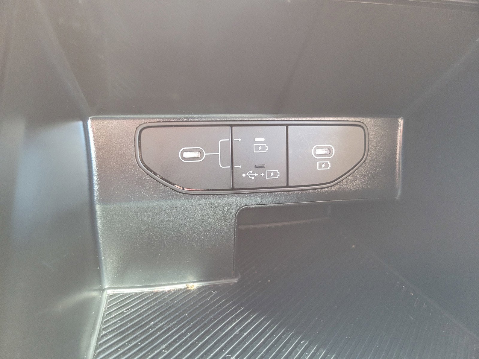 2025 Kia SORENTO LX