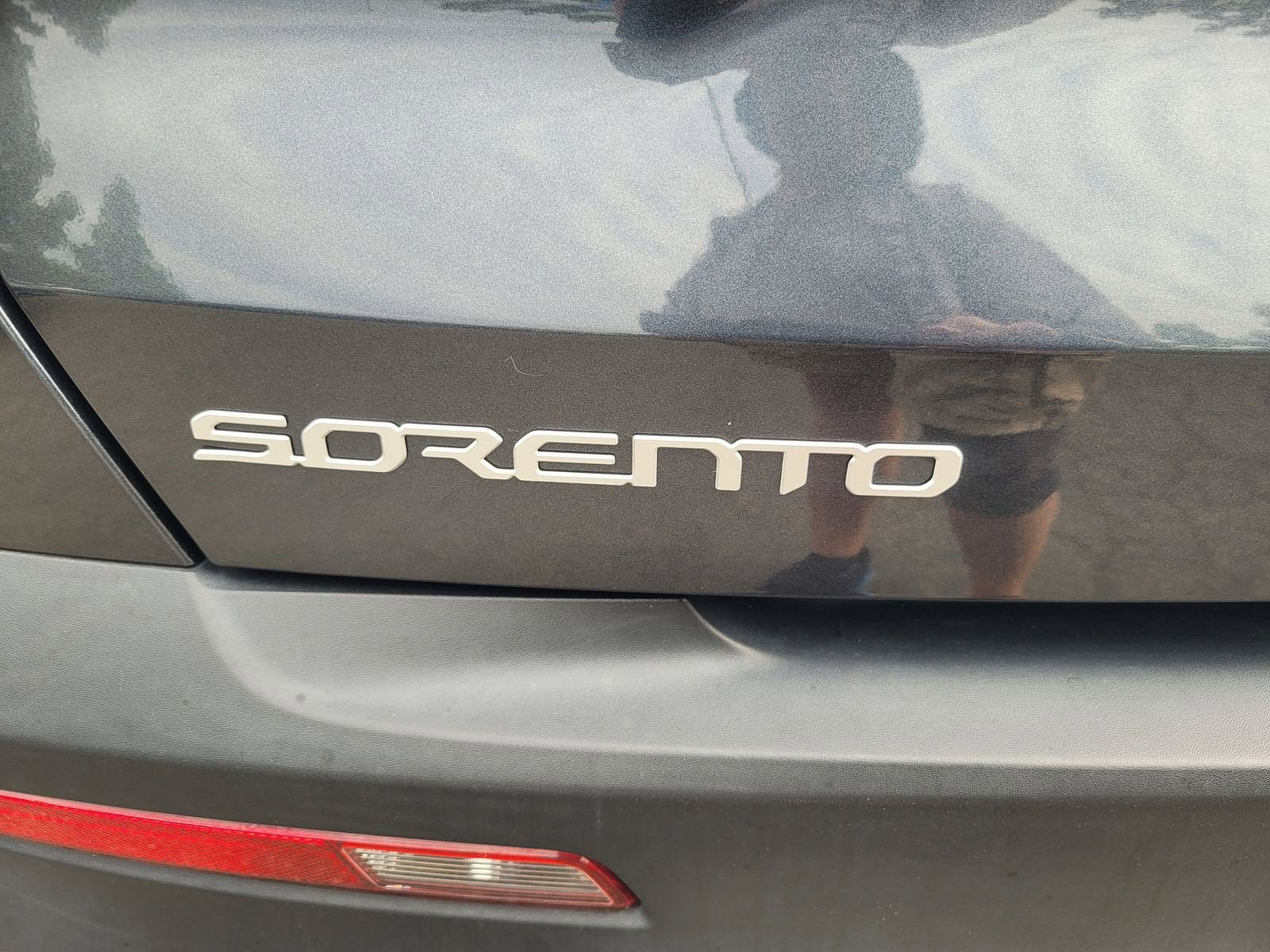 2023 Kia SORENTO LX