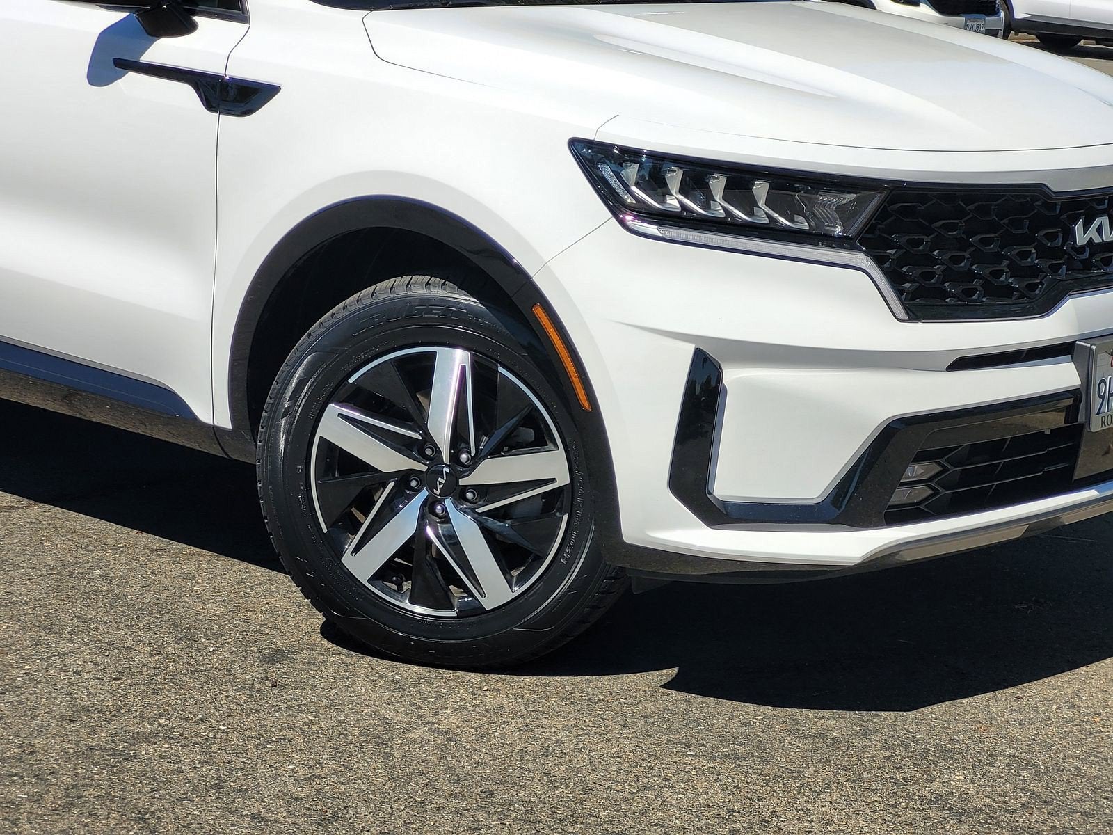 2023 Kia SORENTO EX