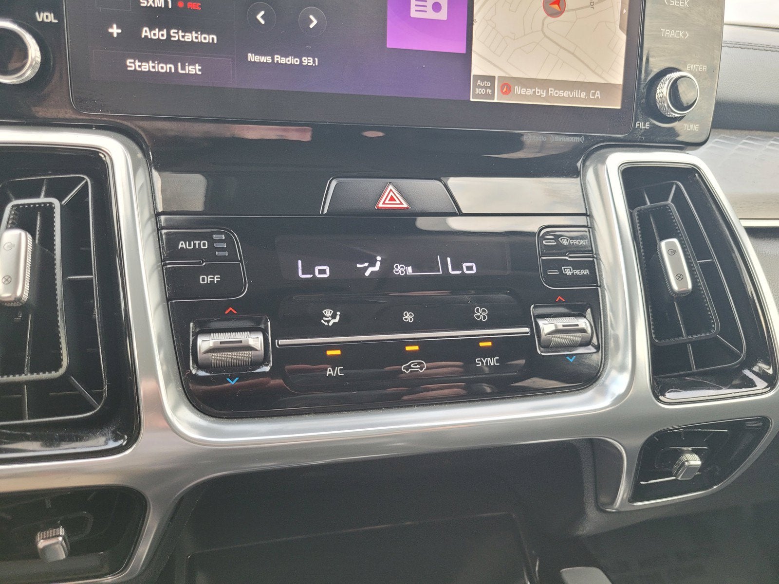 2023 Kia SORENTO SX