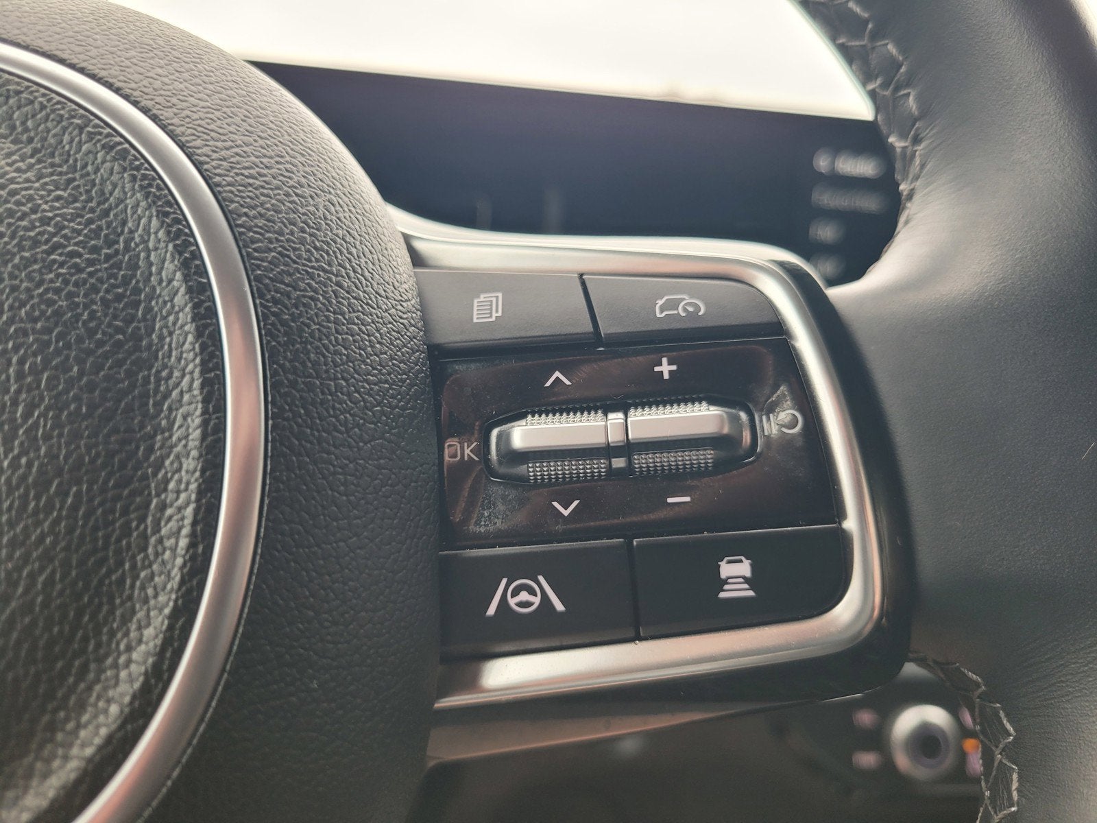 2025 Kia SORENTO X-LINE SX