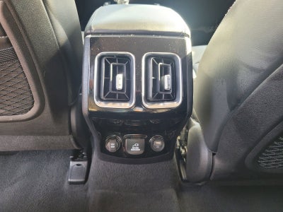 2023 Kia SORENTO Base