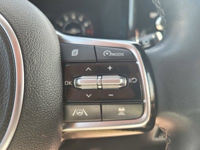 2023 Kia SORENTO Base