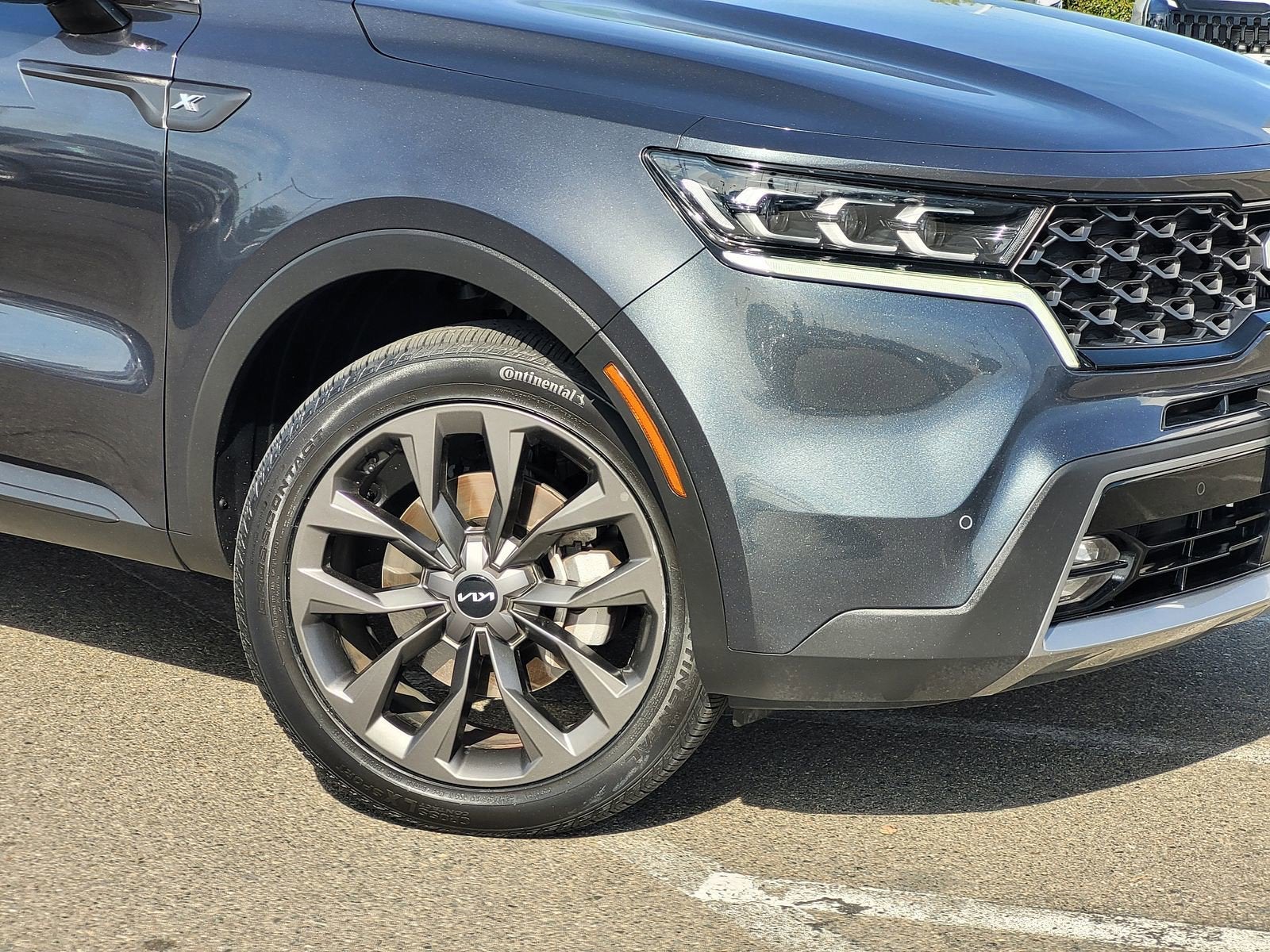 2023 Kia SORENTO Base