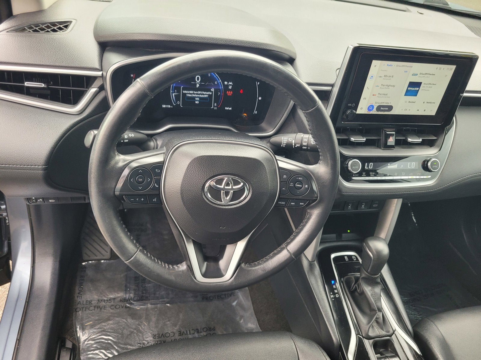 2024 Toyota COROLLA CROSS XLE