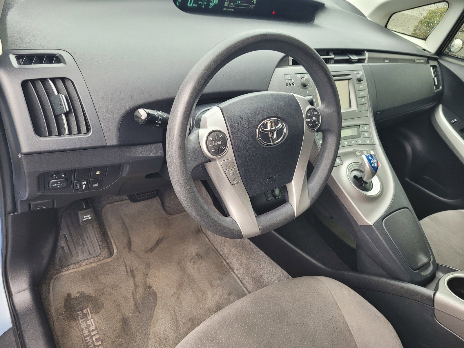 2014 Toyota PRIUS PLUG-IN BASE