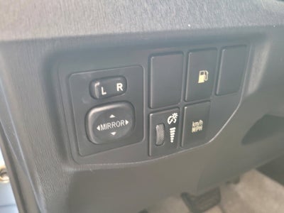 2014 Toyota PRIUS PLUG-IN BASE