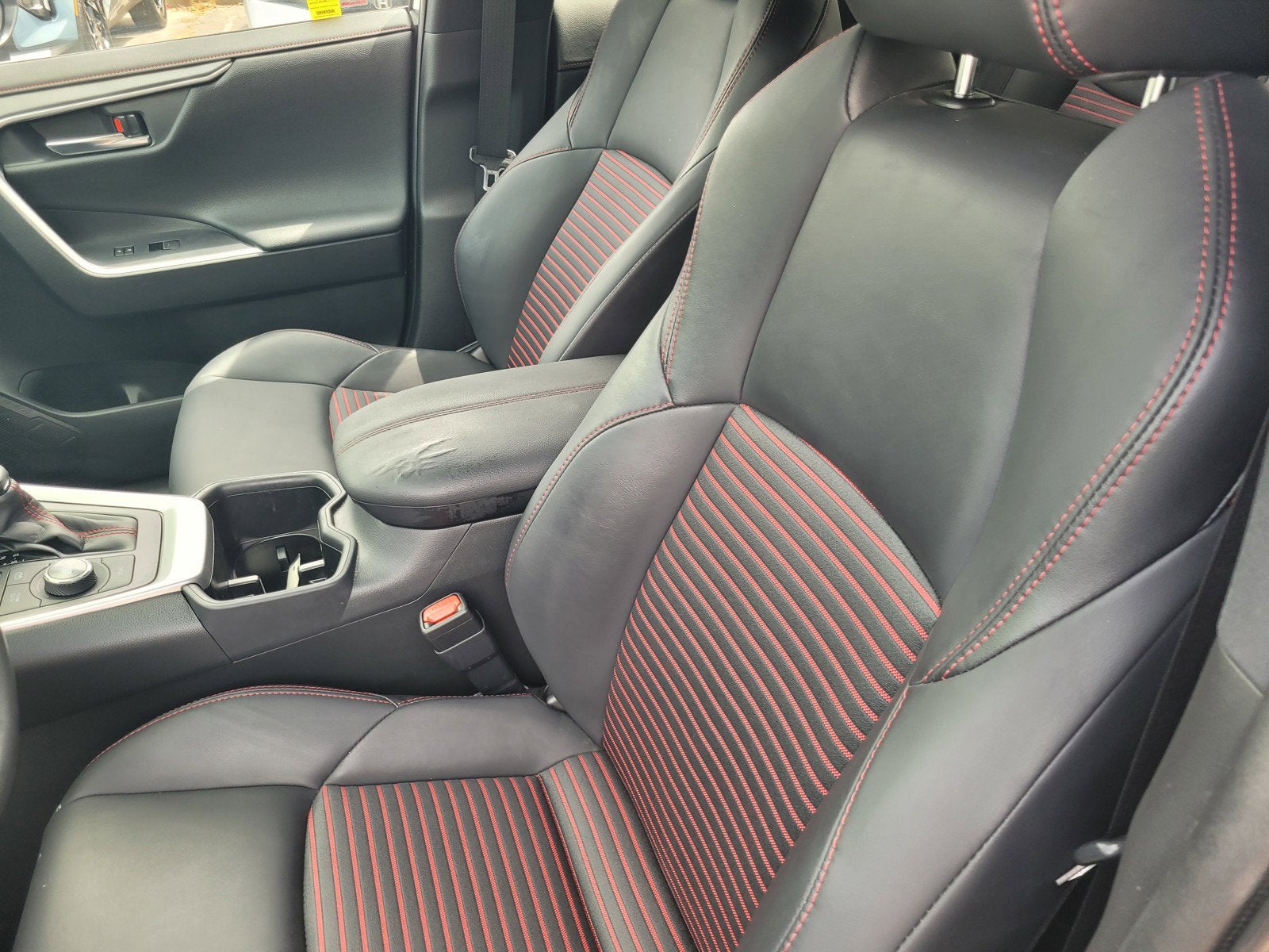 2024 Toyota RAV4 PRIME XSE