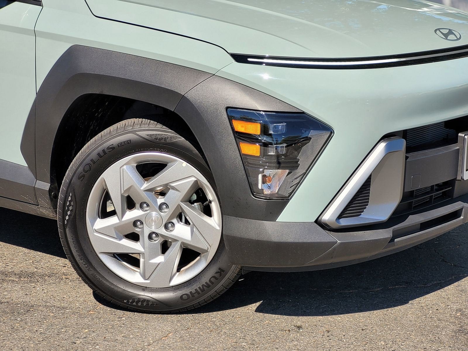2026 Hyundai KONA SE