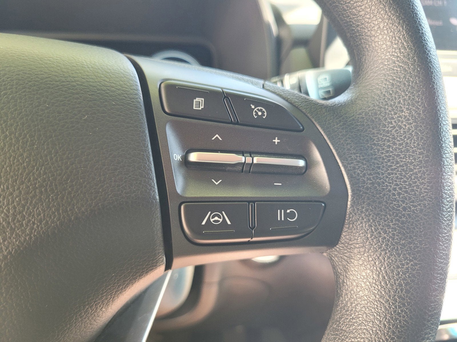 2023 Hyundai KONA ELECTRIC SE