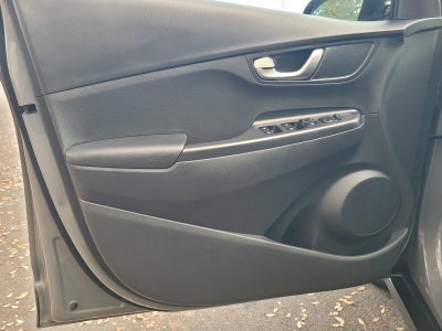 2023 Hyundai KONA ELECTRIC SE