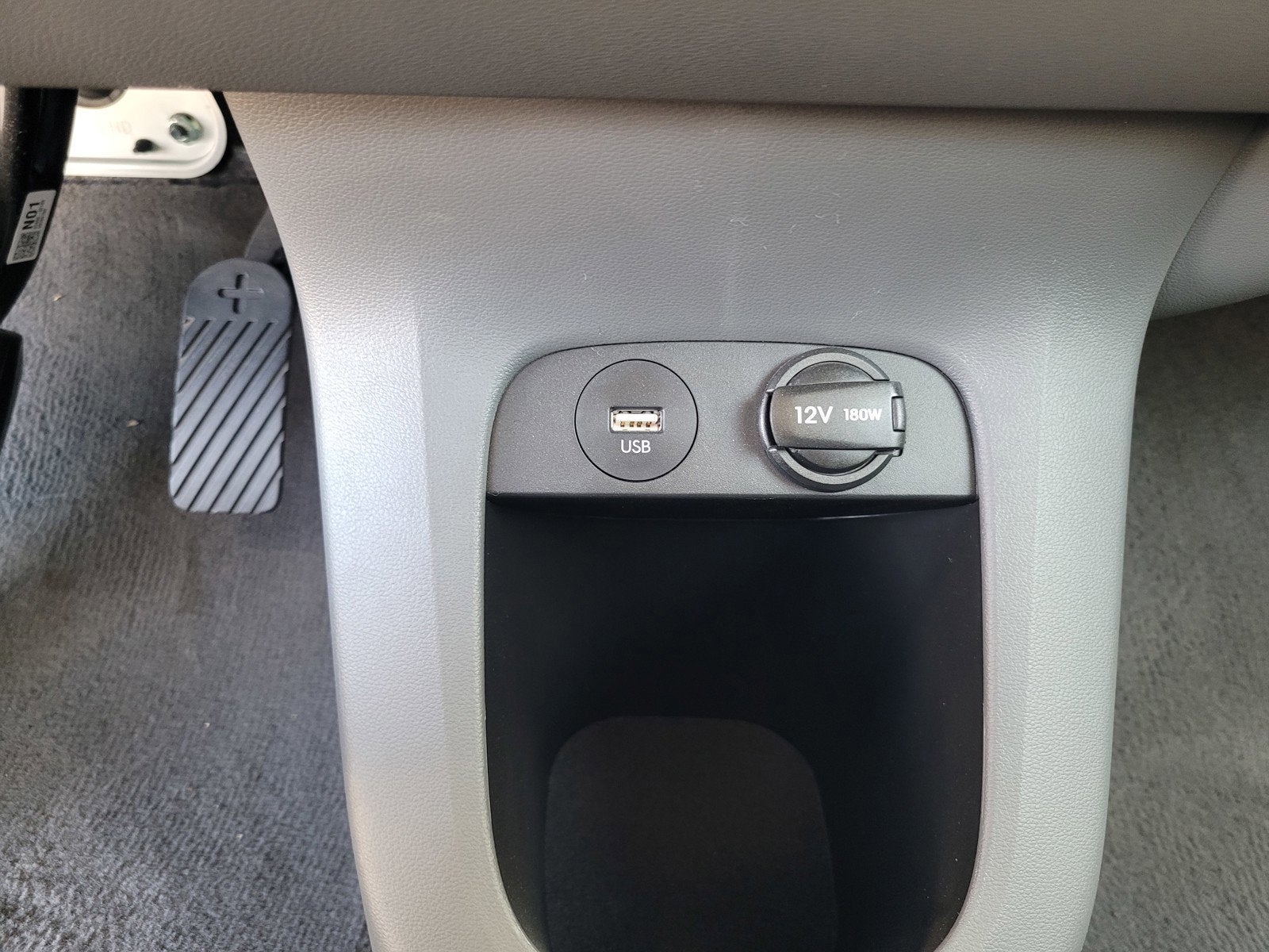 2024 Hyundai IONIQ 5 SE STANDARD RANGE