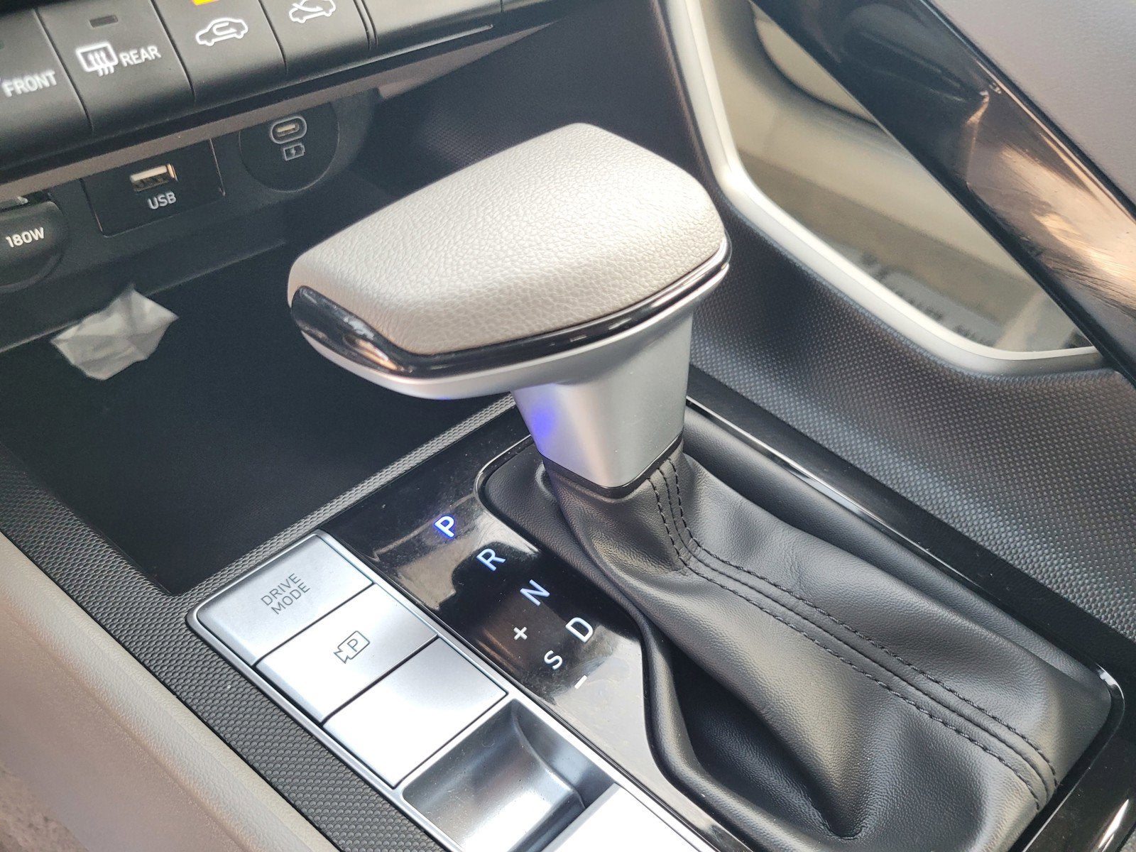 2024 Hyundai ELANTRA HYBRID BLUE