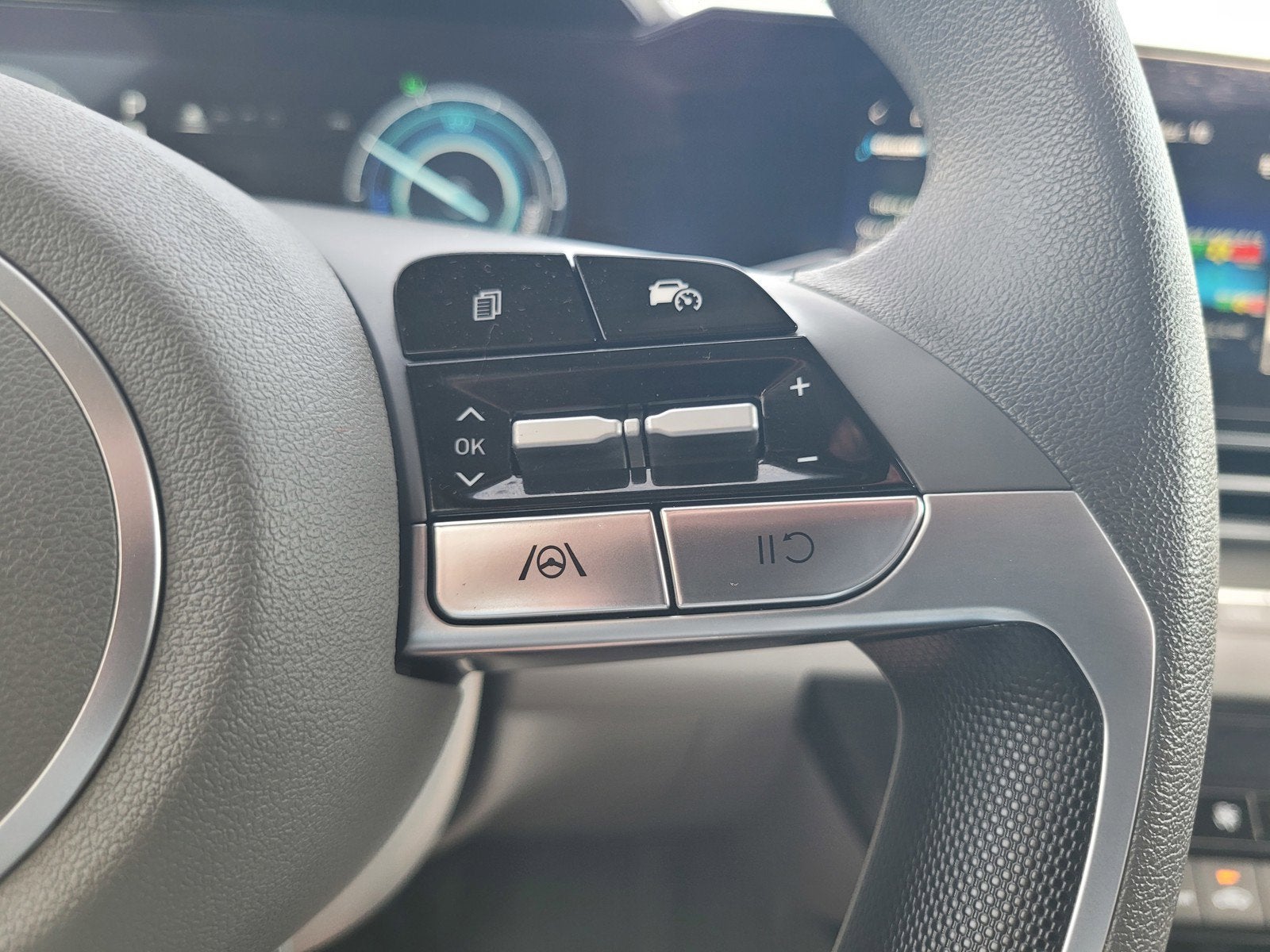 2024 Hyundai ELANTRA HYBRID BLUE