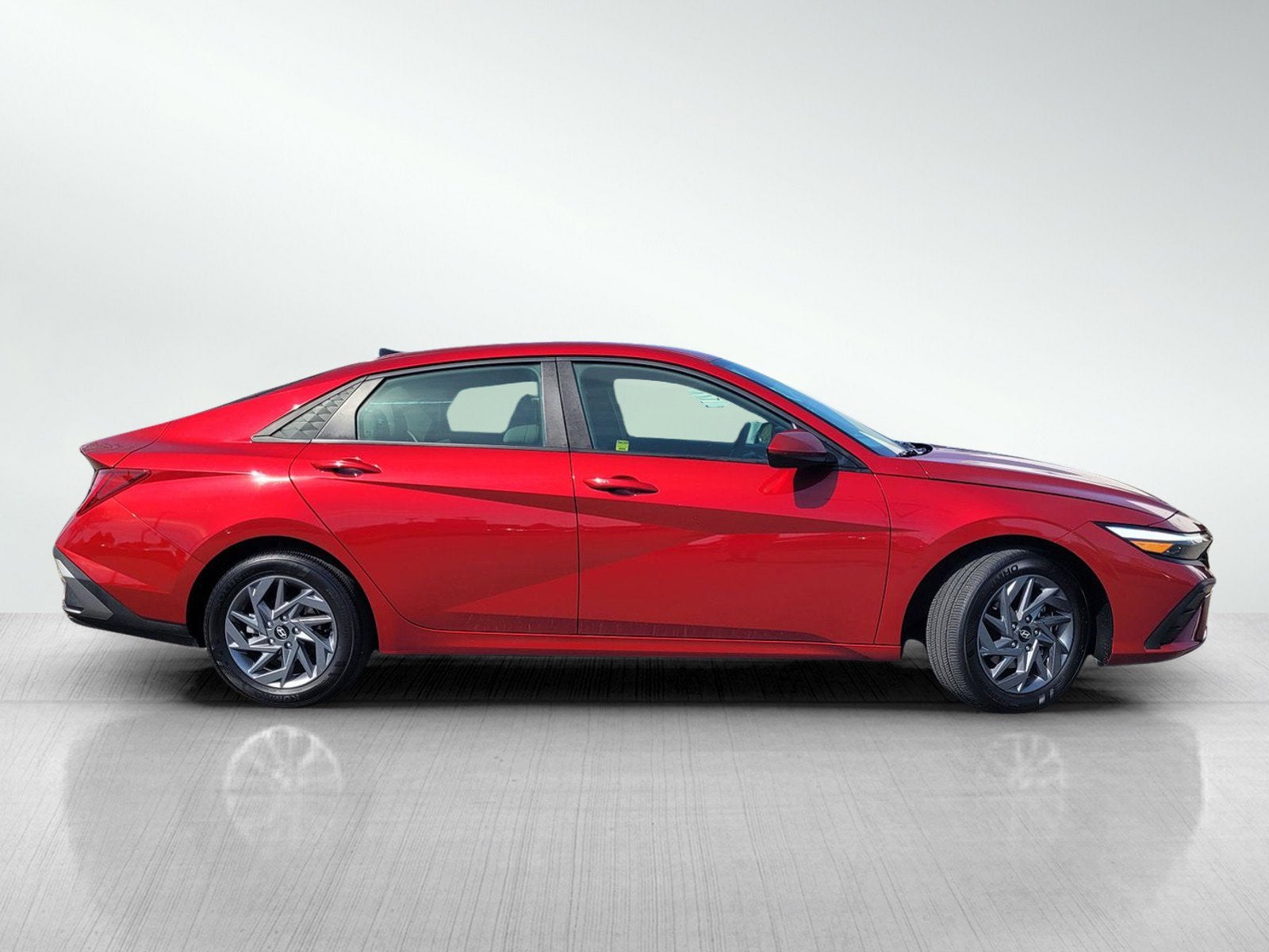 2024 Hyundai ELANTRA HYBRID BLUE