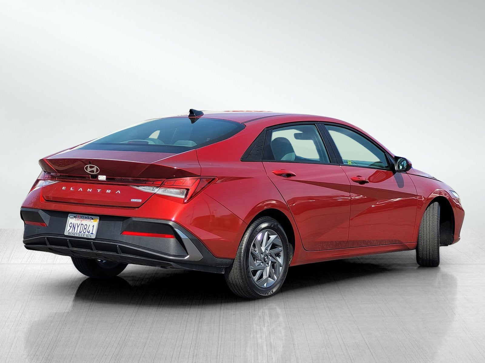 2024 Hyundai ELANTRA HYBRID BLUE