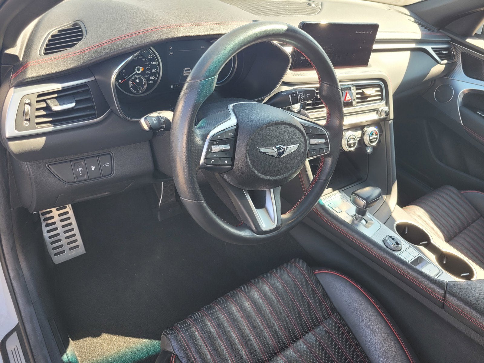 2023 Genesis G70 2.0T