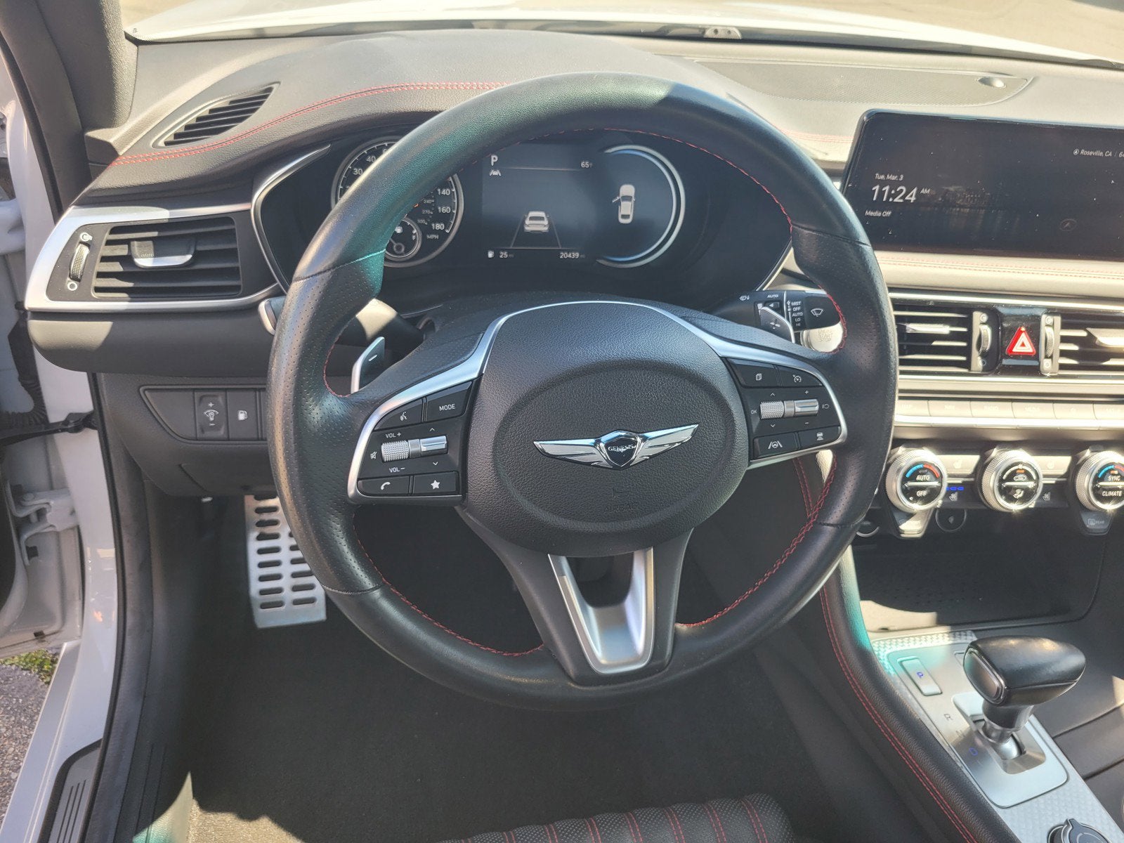 2023 Genesis G70 2.0T